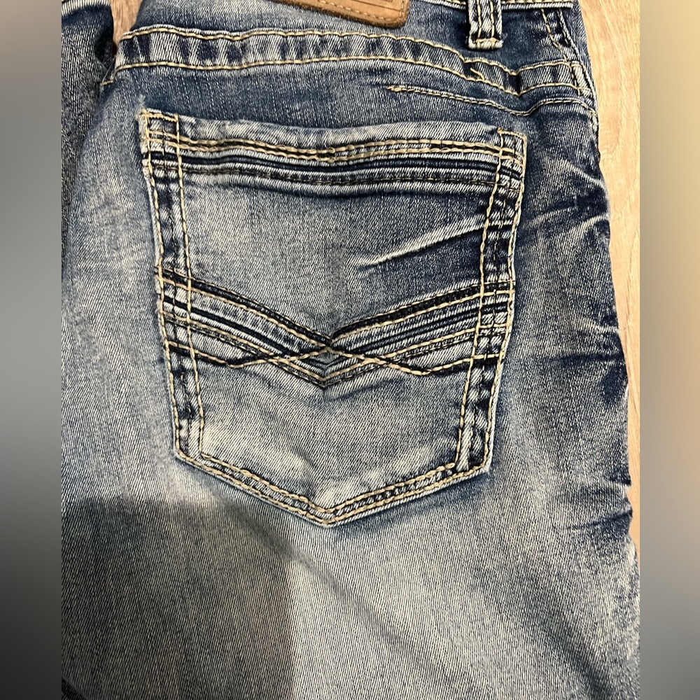BKE Men's Straight Jeans in Faded Blue Denim